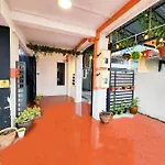 Gurney Coast Guest House By Sky Hive