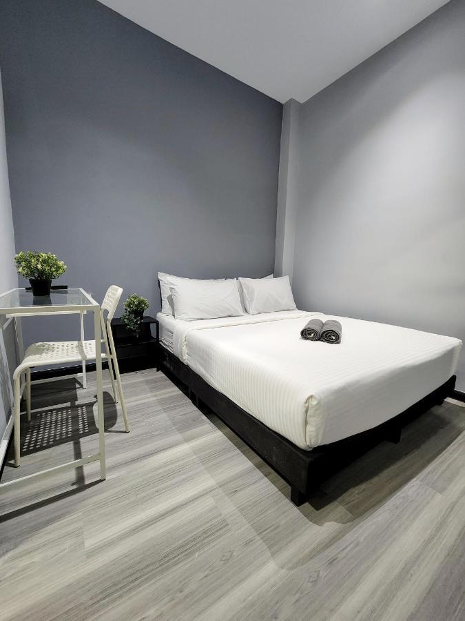 Gurney Coast By Sky Hive 2* George Town